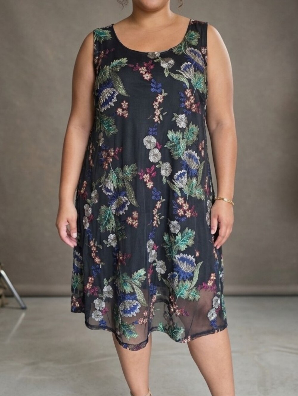 Lane Bryant Black Dress with Multicolor Embroidered Floral Detail Size 16